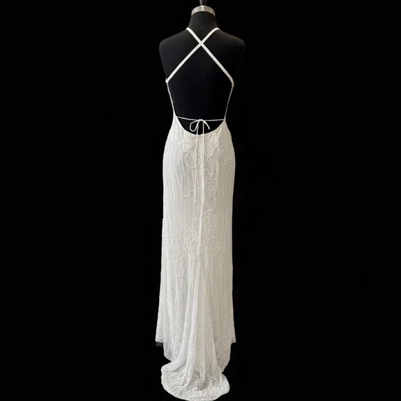 Elegant hand beaded intricate White Halter Dress - Picture 4 of 11